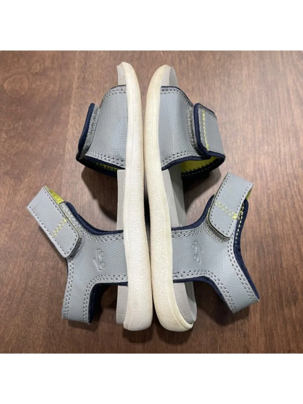 See Kai Run Basics Logan Sandals Toddler Size 10 Gray Adjustable Hook‎ and Loop